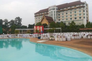 Arawan Riverside Hotel 